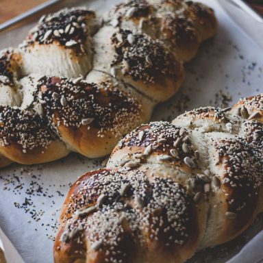 bread, bakery, baked-5470532.jpg